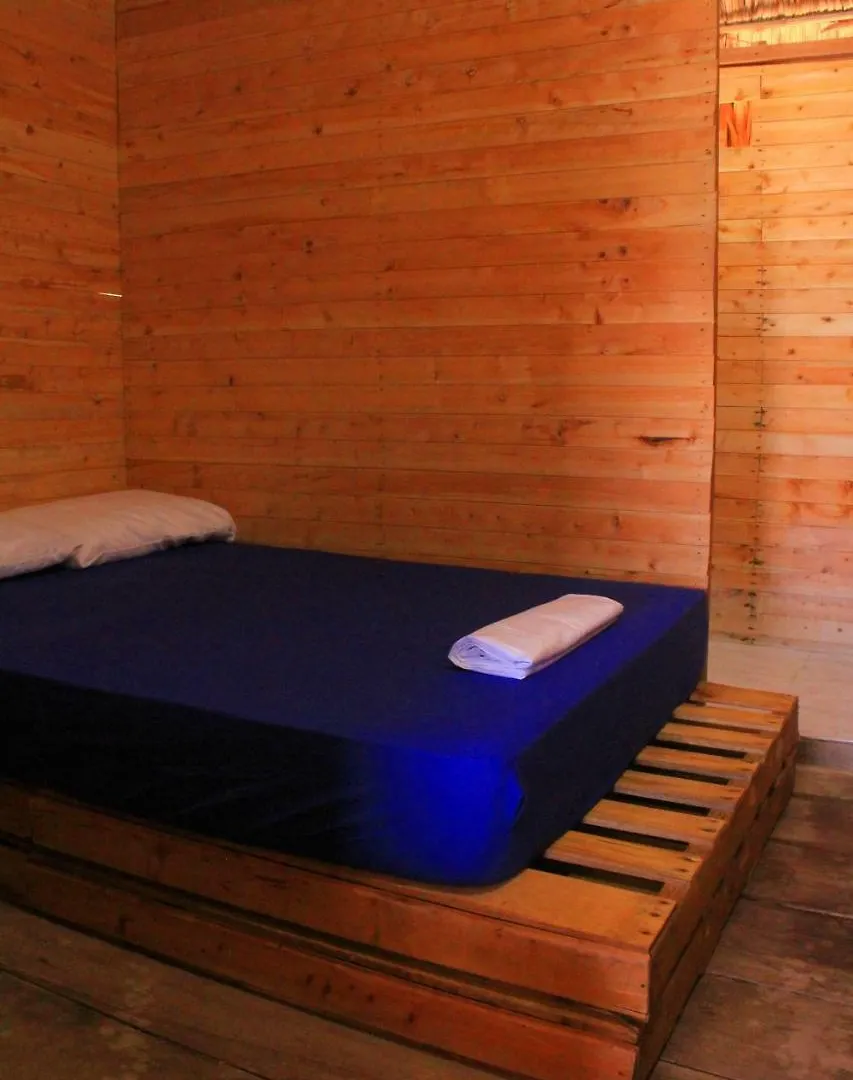 Nuestros Tres Tesoros Hotel Cano de Loro 2*,